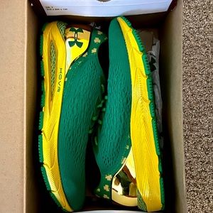 Under Armour Team Hover Sonic 3 NCAA - Notre Dame Men’s 11